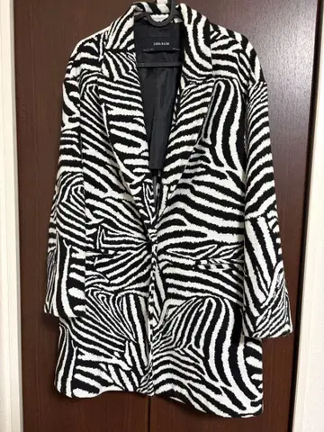 ZARA BASIC 제브라 패턴 테일러드 자켓 코트
