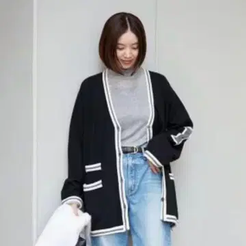 이에나 니트 캐시미어 레터드 가디건