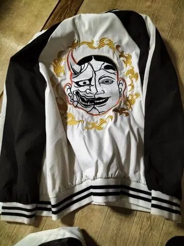 도쿄 리벤저스 스카잔 카와타 나오야 쌍악 반야 후드티 자수