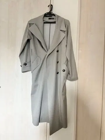 styling/ 그레이 트렌치코트