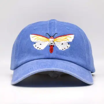 새상품 오리지널 자수 베이스볼 캡 버터플라이 나비 벌 화이트