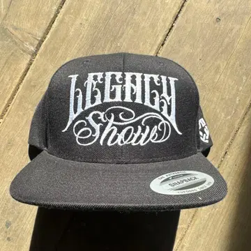 TRIBAL Legacy Show 스냅백 캡 블랙