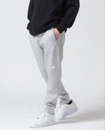 [ 미사용 ] THE NORTH FACE 테크 에어 스웨트 조거 팬츠 L