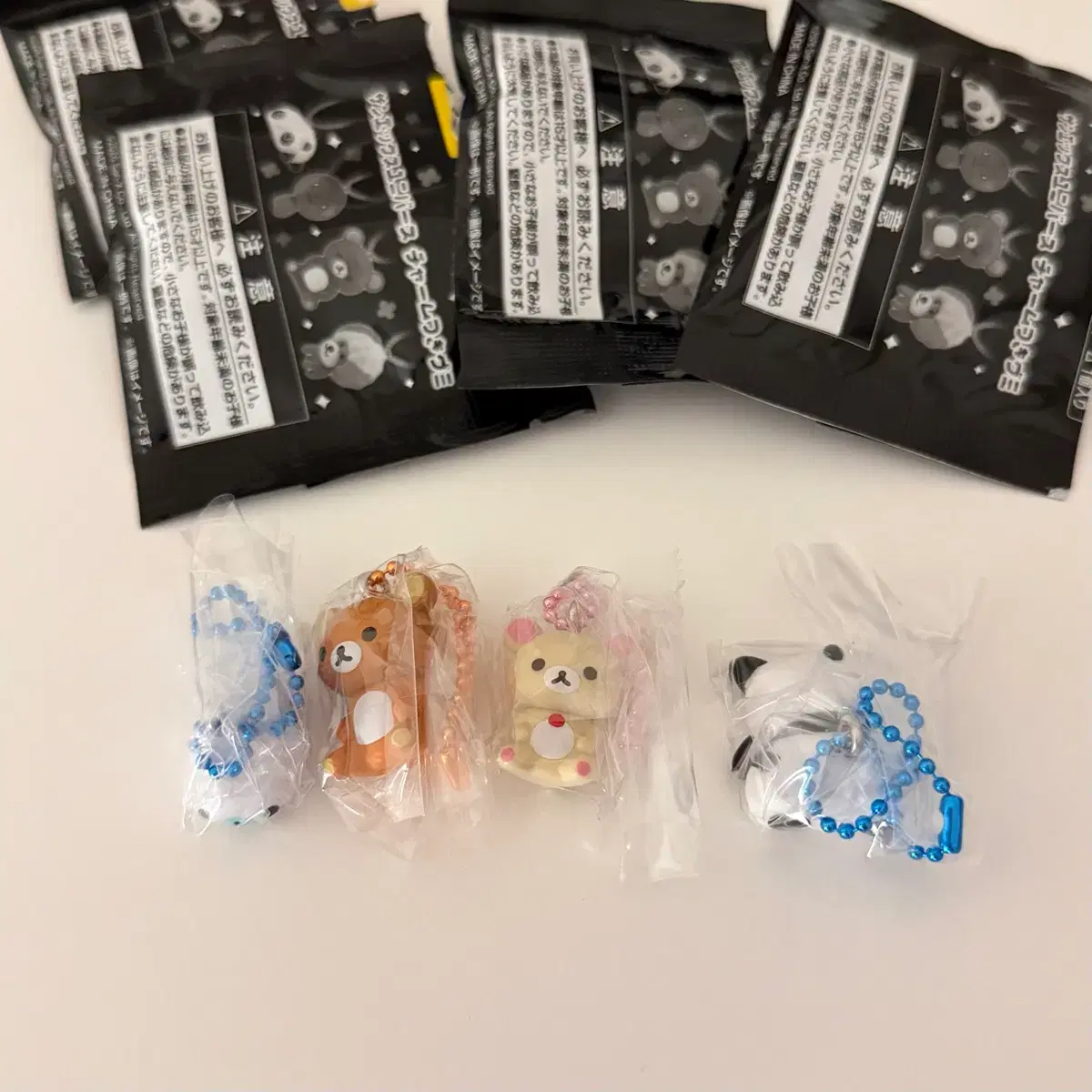 산엑스 유니버스 구미 참 키링 마메고마 리락쿠마 코리락쿠마 타래팬더 일괄 | 브랜드 중고거래 플랫폼, 번개장터