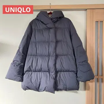 UNIQLO 파우더 소프트 볼륨 다운 자켓 후드 부착