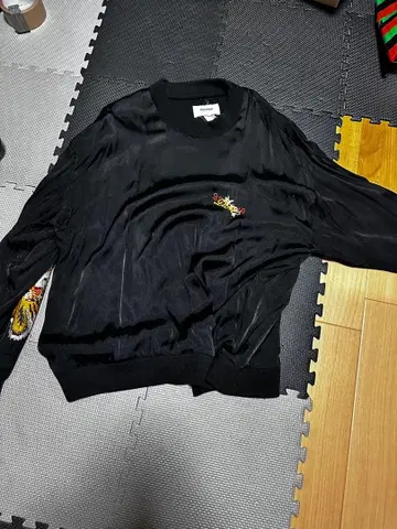 doublet 요시자와 료 착용 17-18aw 수베니어 풀오버