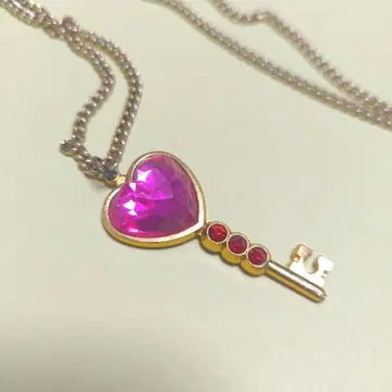 세본스타 하트 키 목걸이