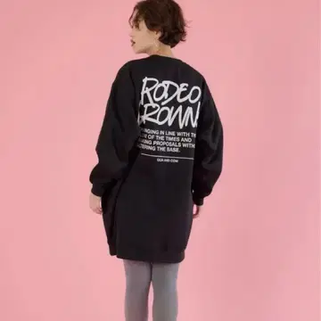 로데오 크라운 와이드보울 백 로고 맨투맨 원피스 블랙 프리