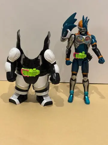 LVUR12 가면라이더 이그제이드 액션 게이머 레벨 XXL