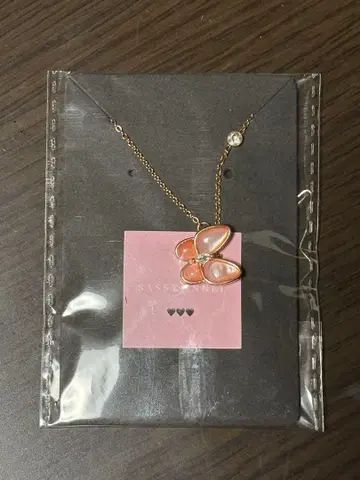 sassy angel 버터플라이 목걸이