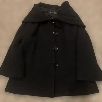 요시에 이나바 하프 코트 블랙