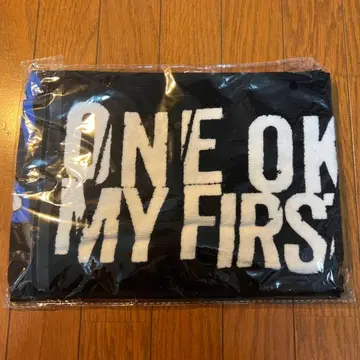 ONE OK ROCK x MY FIRST STORY [ VS ] 타월