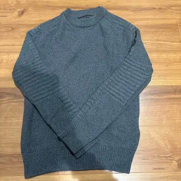 [ CANADA GOOSE ] 그레이 크루넥 스웨터