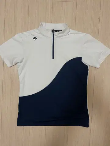 [새상품급] 데상트 골프 남성용 리사이클 필드 센서 플러스 셔츠 M