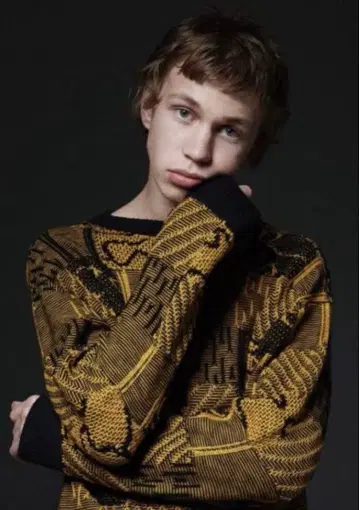 GR-Uniforma 19SS 니트 패치워크 스웨터