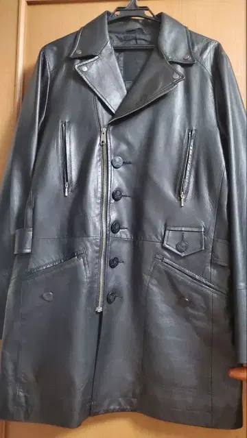 Roen Semanticdesign 램 가죽 코트 라이더스