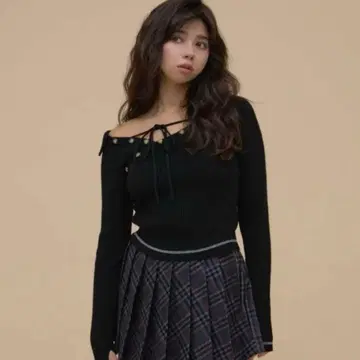 andmary 아니타 버튼 니트 탑 블랙