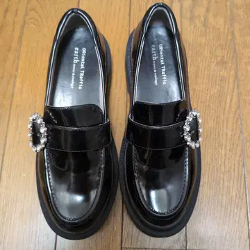 Oriental Traffic earth 비쥬 로퍼