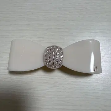 ALEXANDRE DE PARIS 화이트 바나나 클립