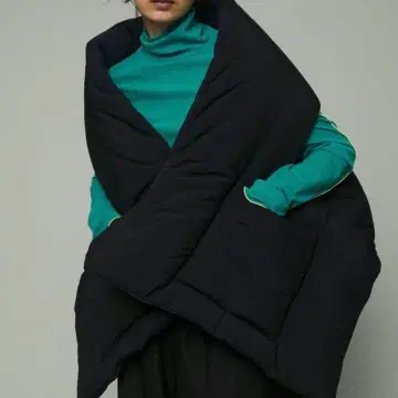 HeRIN.CYE 다운 숄 다운 스톨 다운 자켓 블랙