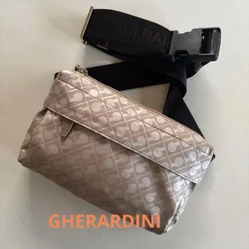 [ GHERARDINI ] 게라르디니 소프티 바디백 웨스트 파우치
