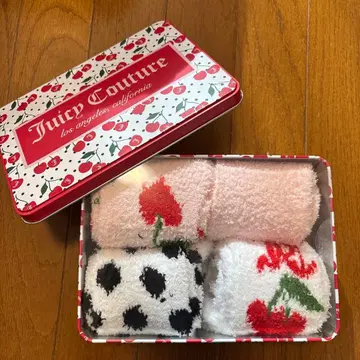 Juicy Couture 복슬복슬 삭스 세트