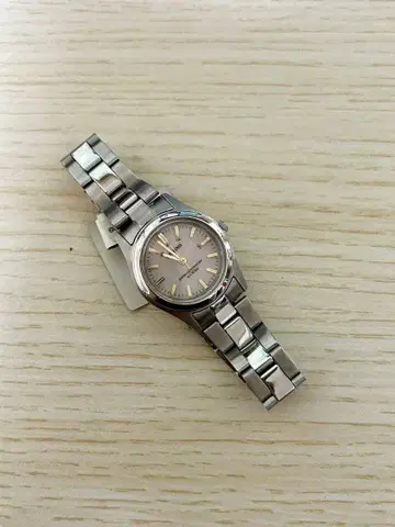 [ 미사용 하자품 ] REGUNO 전파 쿼츠 손목시계 실버