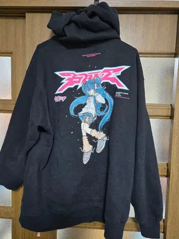 BAIT 하츠네 미쿠 콜라보 후드티 X-LARGE 블랙