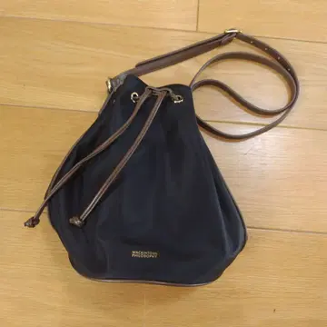 MACINTOSH PHILOSOPHY 블랙 복조리 숄더백