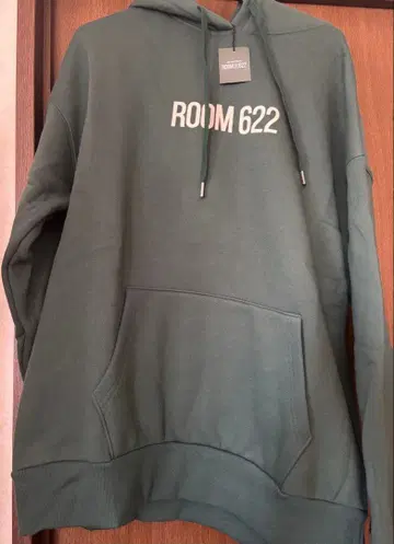 정연화 ROOM 622 후드티