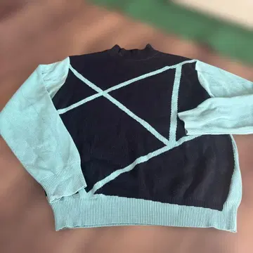 TANGRAM 골프, 기하학 패턴 하이넥 스웨터