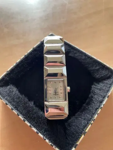 CABANE de zucca 실버의 각형 시계