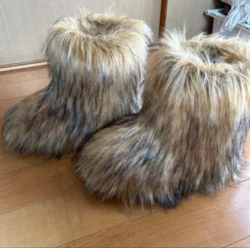 00s 퍼 부츠 그런지 y2k v계 시크 스타일