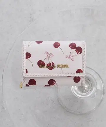 메종 드 플뢰르 체리 패턴 지갑 핑크