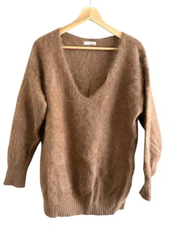 BEATRICE 브라운 V넥 스웨터 페렛 38