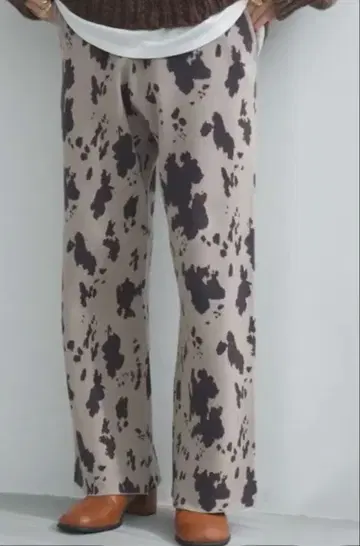 니코앤드 - 매끄러운 터치 니트 팬츠 카우 패턴 L 사이즈