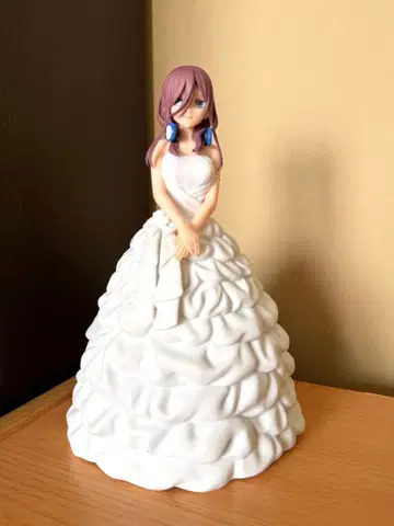 5등분의 신부 피규어 웨딩 드레스 신부ver 헤드폰 받침대 일체형