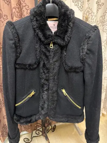 Juicy Couture 블랙 퍼 자켓 XS