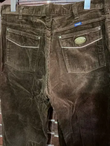 Wrangler 브라운 코듀로이 팬츠