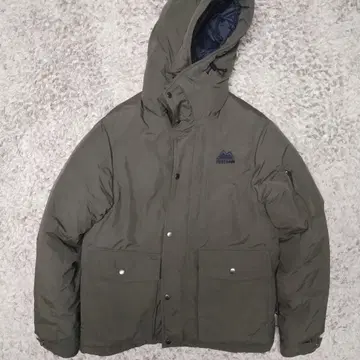 FIRST DOWN 후드 부착 다운 자켓 올리브 그린