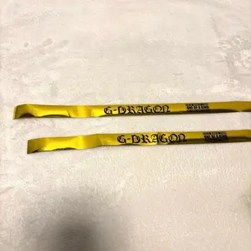 G-DRAGON 지드래곤 금 테이프 ONEOFAKIND