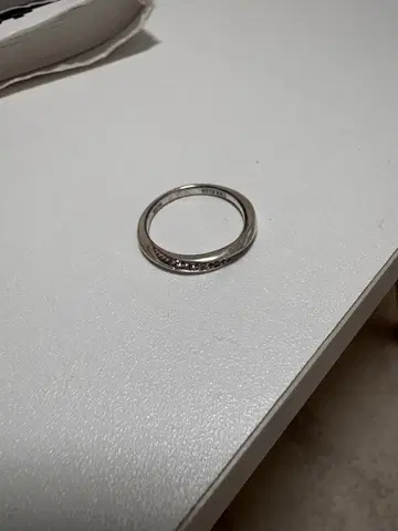 실버 반지 작은 보석 포함