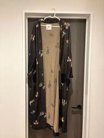 베드 사이드 드라마 그림체 가디건