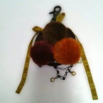 TAMBU 폼폼 포함 참