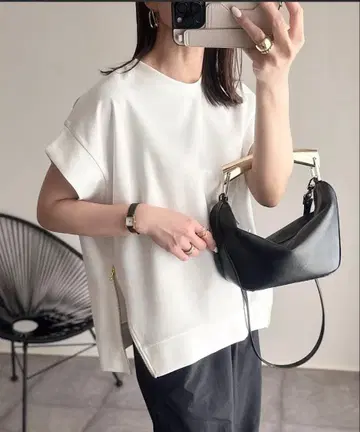 엠마테일러 라이트 종이상자 사이드 ZIP 크루넥 풀오버