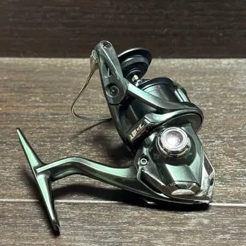 시마노 23 카디프 XR 바디