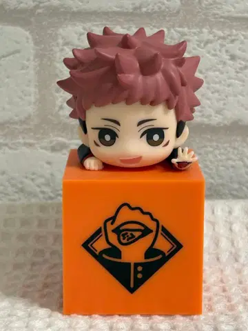 주술회전 히카케 피규어 이타도리 유지