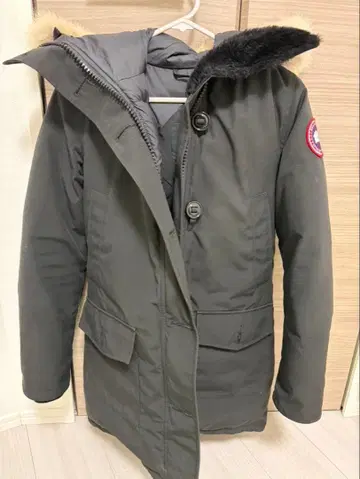 CANADA GOOSE 블랙 다운 자켓 XS