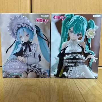 하츠네 미쿠 빈티지 인형 화이트 장미 피규어 2체 세트