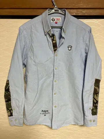 AAPE 버튼 다운 셔츠 라이트 블루 카모플라쥬